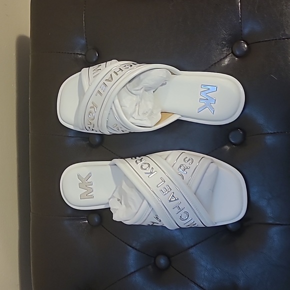Michael Kors Shoes - New Mk Sandals size 10